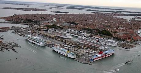 Crociere a Venezia: in arrivo il cold ironing per offrire alle navi corrente da terra