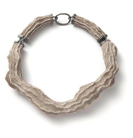 MERAVIGLIOSE TEXTURES NEI GIOIELLI DI TERHI TOLVANEN