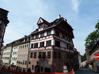 Norimberga: Albrecht Dürer, l'arte germanica, il processo, Hitler e la via sotterranea della birra