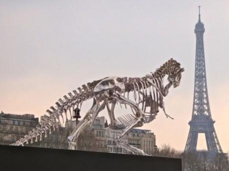 Un dinosauro a Parigi