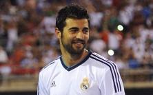 [FOTO] Napoli, arriva Raul Albiol dal Real Madrid