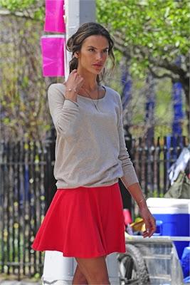 Alessandra Ambrosio, la nostra Summer Style Icon