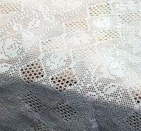 Schemi per il filet: Copriletto con roselline e rami fioriti