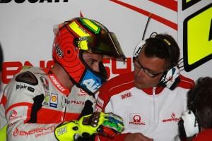 Andrea Iannone 1366465928_nBC6FRGfCh93sJkyF6hfTGd5MW8ZkXzAYhIJ8nuZbnQ