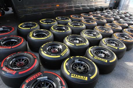 F1: A Silverstone testate le nuove gomme Pirelli (By Giulio Scaccia)