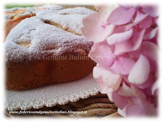 Torta Esotica di melone cocco e pinoli