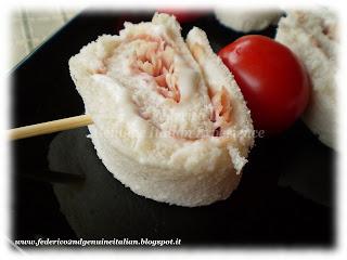 Spiedini stuzzicanti tricolore da aperitivo o buffet