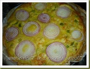 Torta salata con zucchine, scamorza e cipolla di Tropea (9)