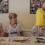 Twerking, il nuovo ballo lanciato da Miley Cyrus piace anche alle nonne