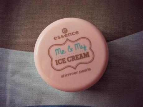 ESSENCE: Shimmer pearls [ME&Me; ICE CREAM COLLECTION]