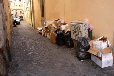 IL SUCCESSO STRAORDINARIO DELLA RACCOLTA DIFFERENZIATA PORTA A PORTA IN CENTRO. A MARINO DICIAMO: SERVE UN PIANO MARSHALL! MANDATECI L'ESERCITO!