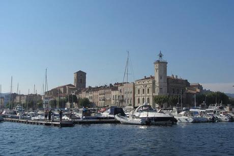 Estate mediterranea. La costa provenzale