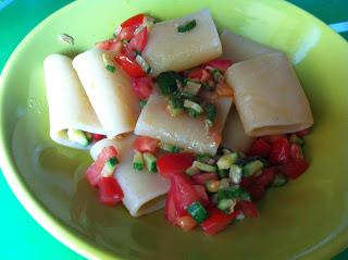 Paccheri pomodoro fresco e zucchine