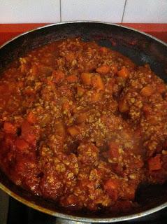 Riso integrale e venere con ragù di soia