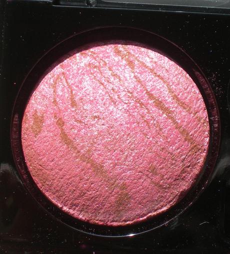 Review: VIVO Cosmetics Baked Shimmer Palette in Paparazzi