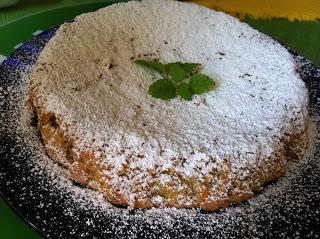 Torta estiva limone e mandorle senza derivati del latte e senza glutine