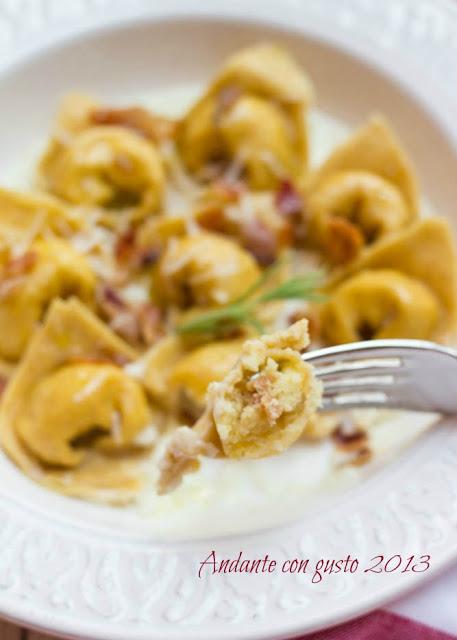 Una farina antica ed un Consorzio moderno: Tortelli di patate su fonduta di Pecorino di Pienza