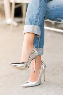 {Silver shoes - Scarpe argento}
