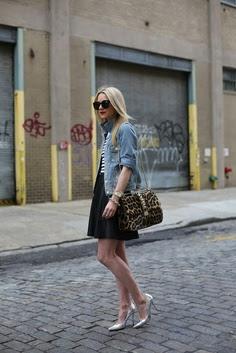 {Silver shoes - Scarpe argento}