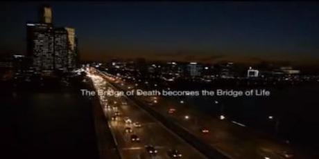 Il ponte che combatte i suicidi.