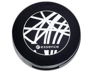 Preview trend edition Essence ''Black & White''