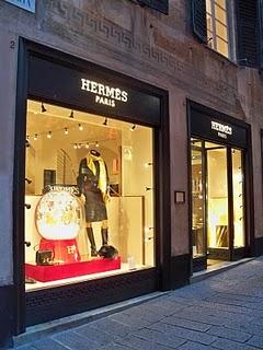 LVMH aumenta la sua partecipazione in Hermès / LVMH has increased its stake in Hermès