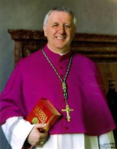 Mons giuseppe Versaldi vescovo