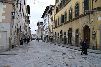 un'insolita piazza San Lorenzo, Firenze