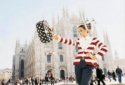 Moschino campagna pubblicitaria primavera-estate 2011 / Moschino spring-summer 2011 ad campaign