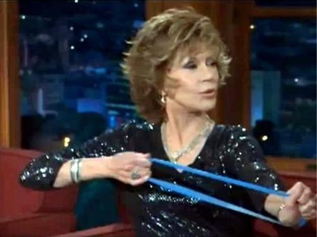 Jane Fonda in minigonna in tv