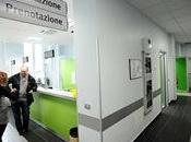 mangiagalli milano, solo madre dichiara nome partner dopo aver partorito