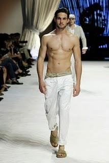 Dolce & Gabbana Catwalk: The best chest!