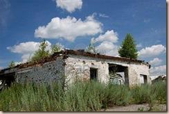 3274113-abandoned-farm-near-chernobyl-area--kiev-region-ukraine