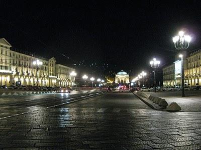 Natale a Torino: Luci, Macarons e Bollito!?