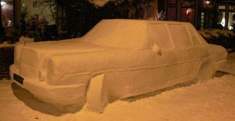 Pupazzo di neve in Mercedes