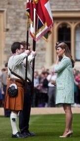 Le persone acide e Kate, icona di stile anche con il Royal Pancione