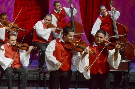 Roma Hungaricum State Ensemble Roma Hungaricum State Ensemble: Virtuosismo Gitano al MittelFest
