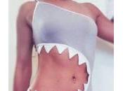 “Sharkini”, bikini “morso” dello squalo compri solo