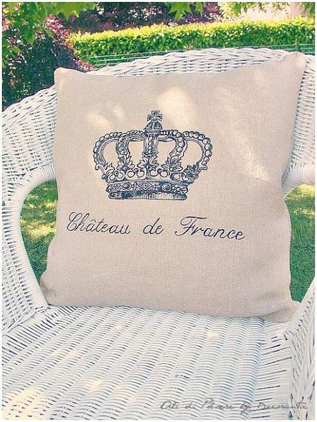 Ago, filo e la corona del re