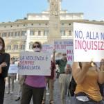 Piazza Montecitorio, flash mob per dire no alla legge contro l'omofobia07