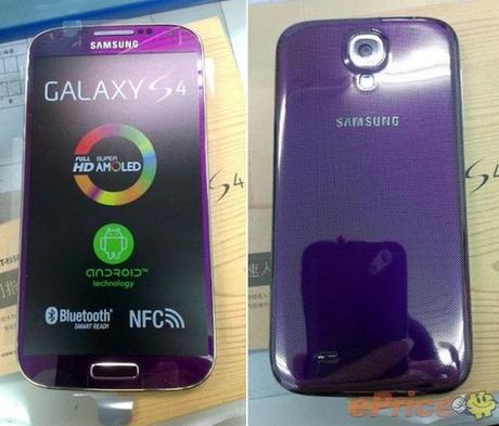 Samsung Galaxy S4 si mostra nella colorazione Purple Mirage e Arctic Blue