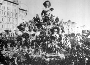 Viareggio Carnevale 1932 - I tre moschettieri - costruttore A.Pardini - 1 premio