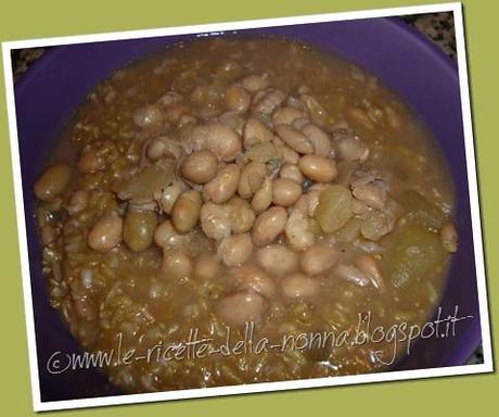 Zuppetta vegan di fagioli con avena decorticata, cipolla e patate (5)