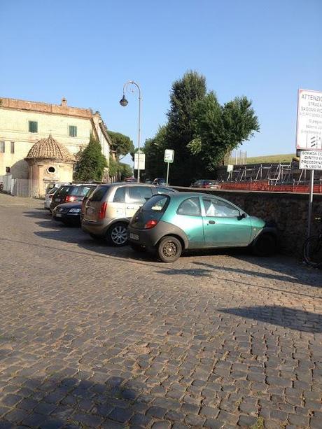 Il CREIA - Centro Regionale di Educazione e Informazione Ambientale si trasferisce nel Parco dell'Appia Antica ed è subito degrado. Paradossalmente