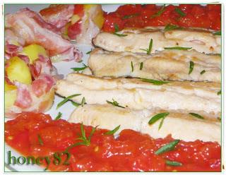 FILETTI DI TROTA SALMONATA CON PATATE IN PANCETTA E POMODORO FRESCO