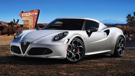 PRESENTAZIONE ALFA ROMEO 4C @BEACH CLUB VERSILIA