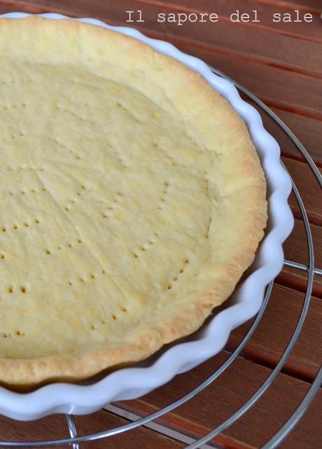 Crostata di lamponi e mirtilli neri con crema al limone... estate non tardare!