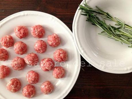 Gusto e semplicità... polpette paprika e rosmarino!