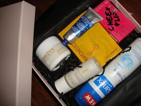 GLOSSYBOX: AN EXPERIENCE ONLY FOR BEAUTY ADDICT