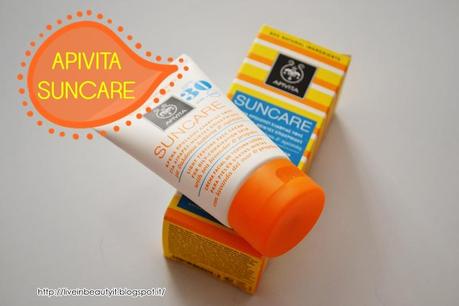 Apivita, Light Texture Face Cream for Oily-Combination Skin SPF30 - Review and swatches